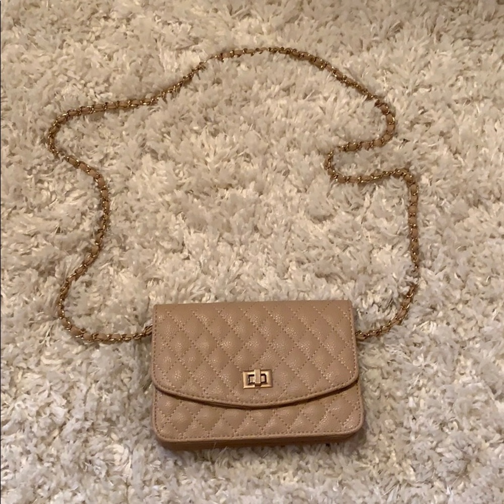 Beige purse